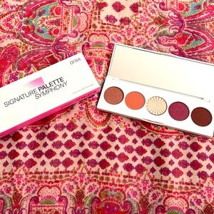 OFRA Signature Eyeshadow Palette